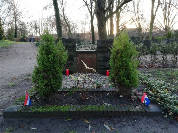 221223 Oorlogsgraven Guus de Ruiter1